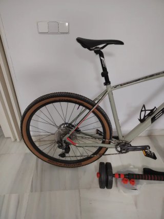 BH Spike 29 Bicicleta Montaña