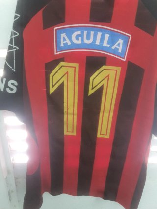 Camiseta Fútbol Wallas Roja y Negra