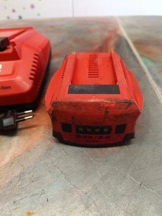 Cargador Hilti C 4/36-90 + Batería B22