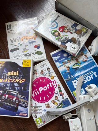 Nintendo Wii con multiples accesorios12