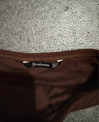 Top palabra de honor Stradivarius marrón XS
