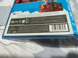 De la India a París en un armario de IKEA Bluray