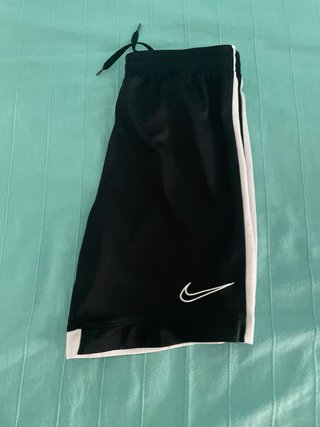 Pantalón Corto Deportivo Nike Talla M (137-157 cm)