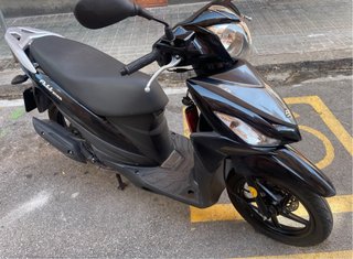 Suzuki Address 110 Negra