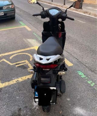 Suzuki Address 110 Negra