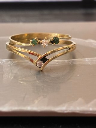 Anillo Oro 18k Esmeraldas y Diamantes
