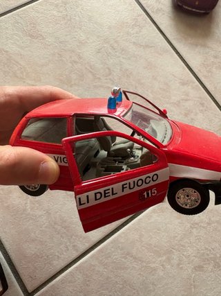 Lotto 6 modellini auto classiche Bburago Polistil
