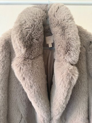 Abrigo hermoso y muy fashion!