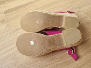 Sandalias de tacón tipo cuña fucsia NUEVAS