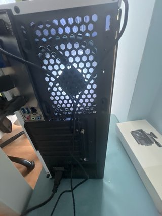PC Gaming con luces LED RGB