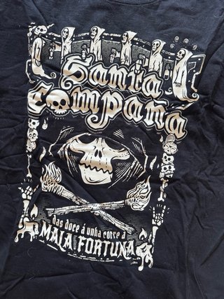 Camisetas de la marca La fabrica de Nikis