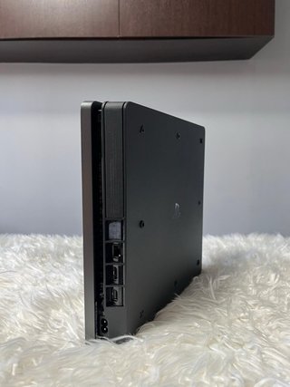 PlayStatio 4 Slim Days of Play Limited Edition 1TB