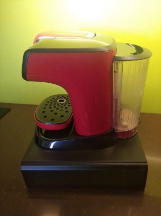 Cafetera Bosch Tassimo y Cajón para Cápsulas.