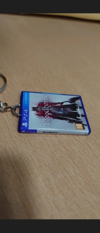 Bloodborne llavero PS4