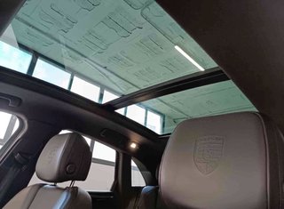 Porsche Macan 2021