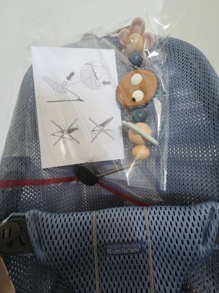 Pack Hamaca BabyBjörn Bliss Malla + Juguete