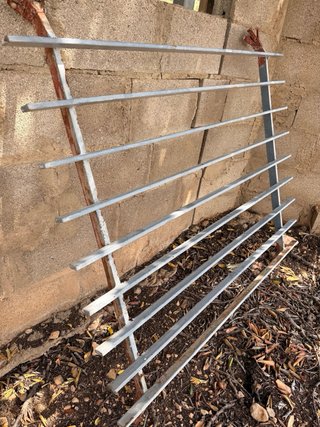 Rejas de seguridad metálicas 1m x 90cm