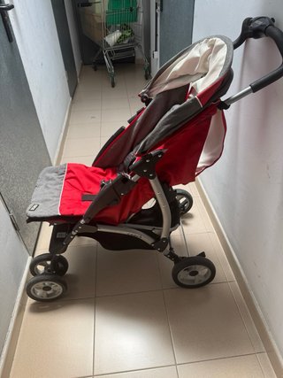 Cochecito de bebé Nurse rojo y gris