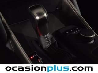 Lexus IS 300h Executive 164 kW (223 CV)
