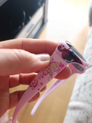 Gafas de sol infantiles rosas y moradas