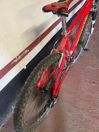 Bicicleta Cannondale Roja