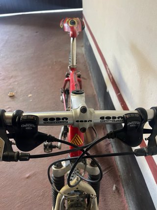 Bicicleta Cannondale Roja