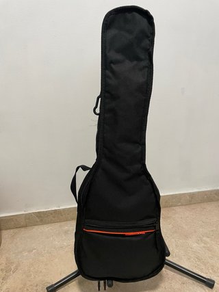 Ukelele Tenor Fender + Funda + Cinta