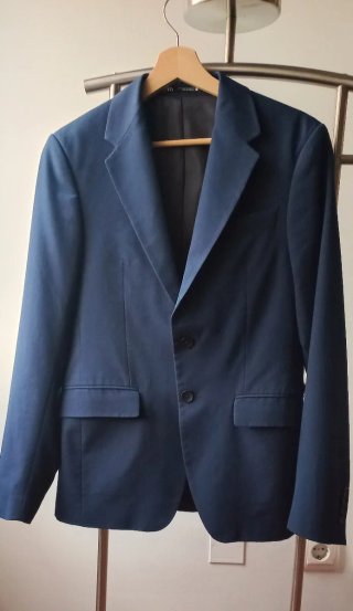 Traje chico Zara