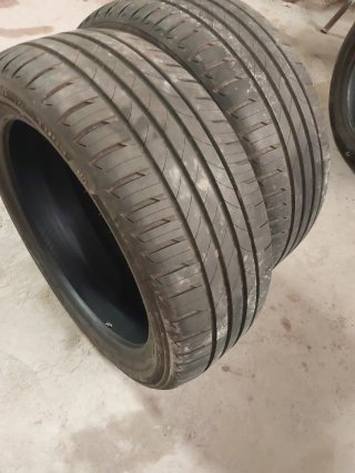 225 45 R18 95Y
