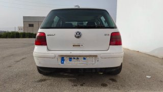 Volkswagen Golf 2003