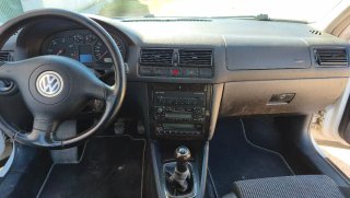 Volkswagen Golf 2003