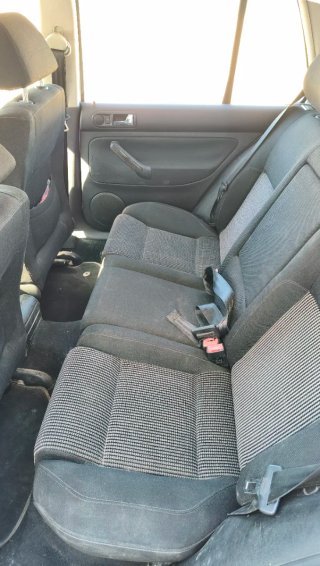 Volkswagen Golf 2003