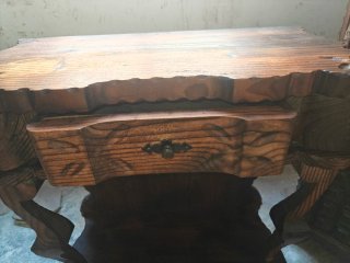 Mueble de esquina y mesa auxiliar madera