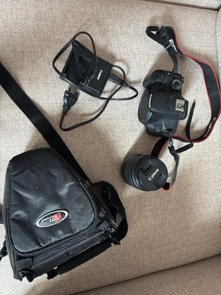 Canon 1200D+canon 18-55 F:3.5-5.6III