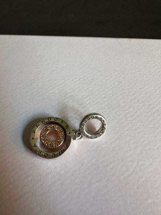 Pandora Charm Círculos Concéntricos Rosa y Plata