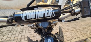 Suzuki Enduro Negra