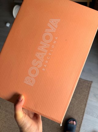 Sandalias nuevas sin estrenar