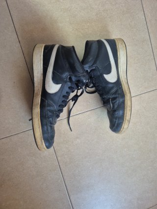 Zapatillas Nike Negras y Blancas Talla...