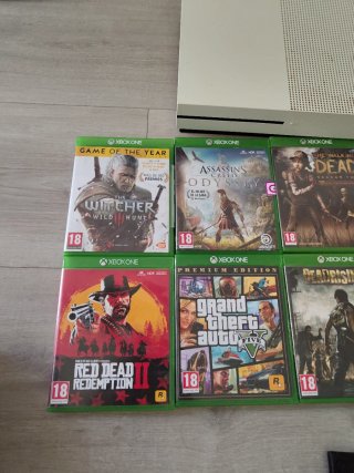 Xbox One S 512GB Blanca + 2 Mandos + 8 Juegos