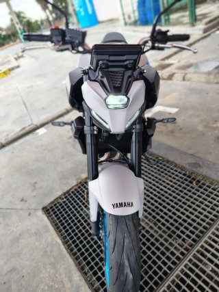 Yamaha MT-07 Naked Azul/Plata Manual