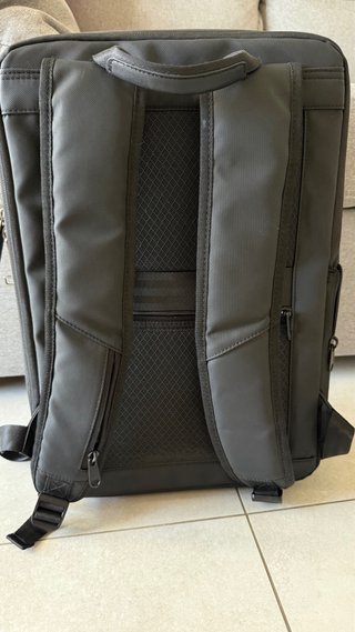 Mochila Rígida Portátil / Viaje