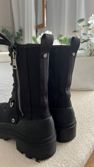 Botas Zara cremallera y cordones talla 38