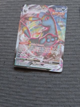 Moltres de Galar V 220 HP Carta Pokémon