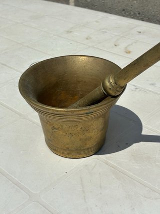 Mortaio e pestello in bronzo