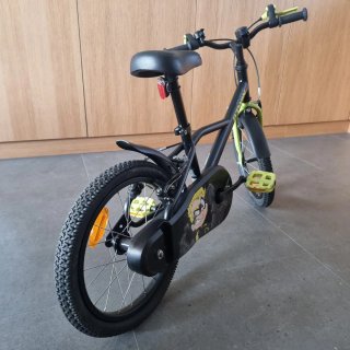 Bicicleta Infantil Btwin Negra y Verde