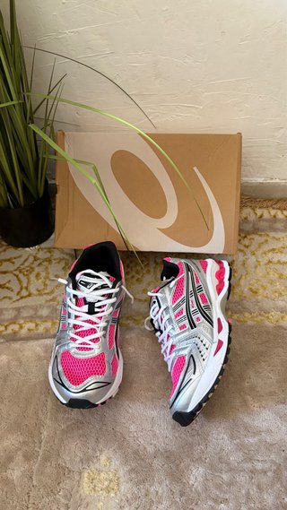 Zapatillas Asics 1130 Rosa/Plata Nuevas Talla 38