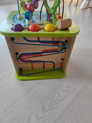 Cubo actividades grande de madera Hape