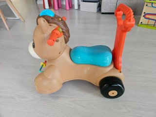 Correpasillos Pony Fisher Price