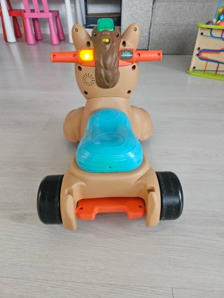 Correpasillos Pony Fisher Price