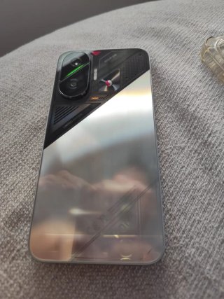 Xiaomi POCO F7 12GB/512GB Argento